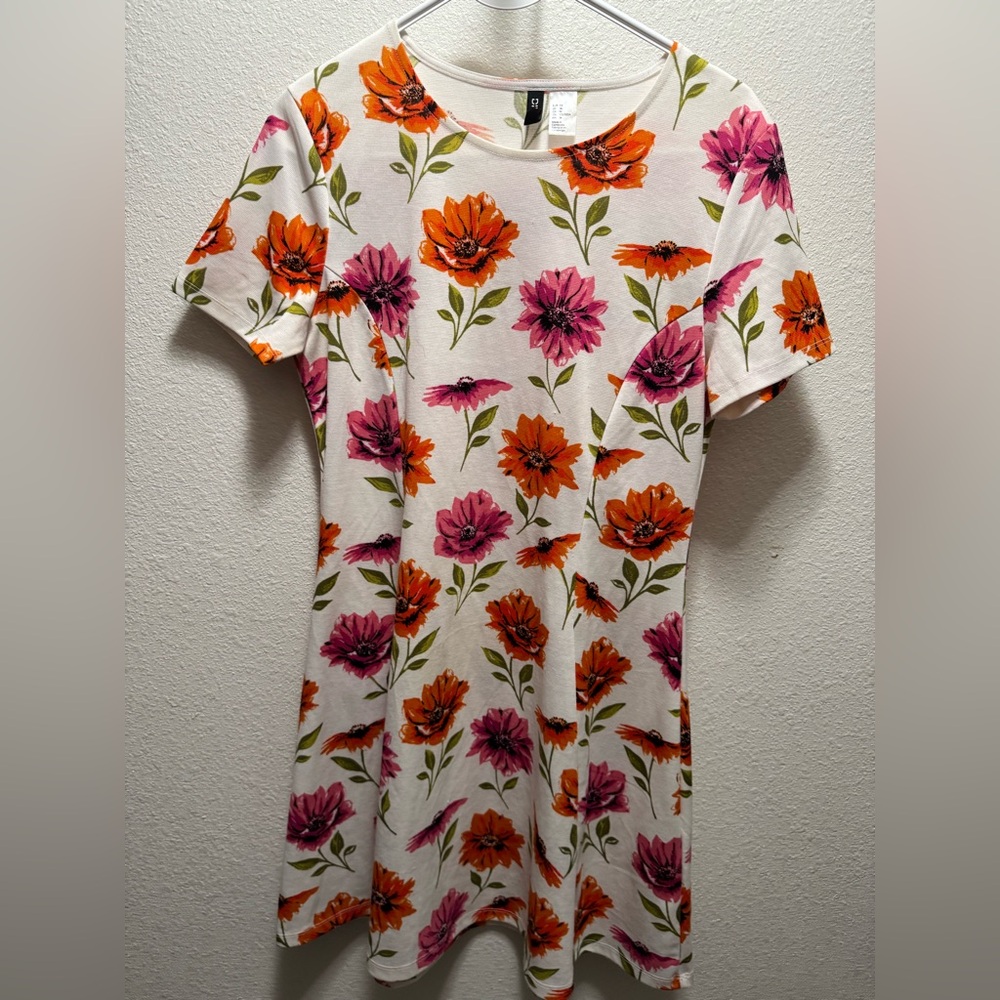 Cute floral skater dress, white with pink and orange flowers, size 14, summer